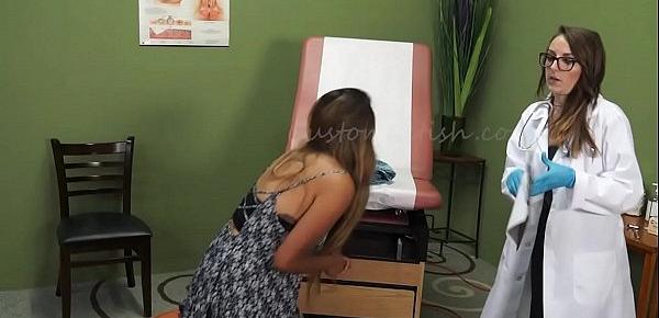  Doctor Makes Patient Cum in Exam Room Cam 2 Close-up Regular